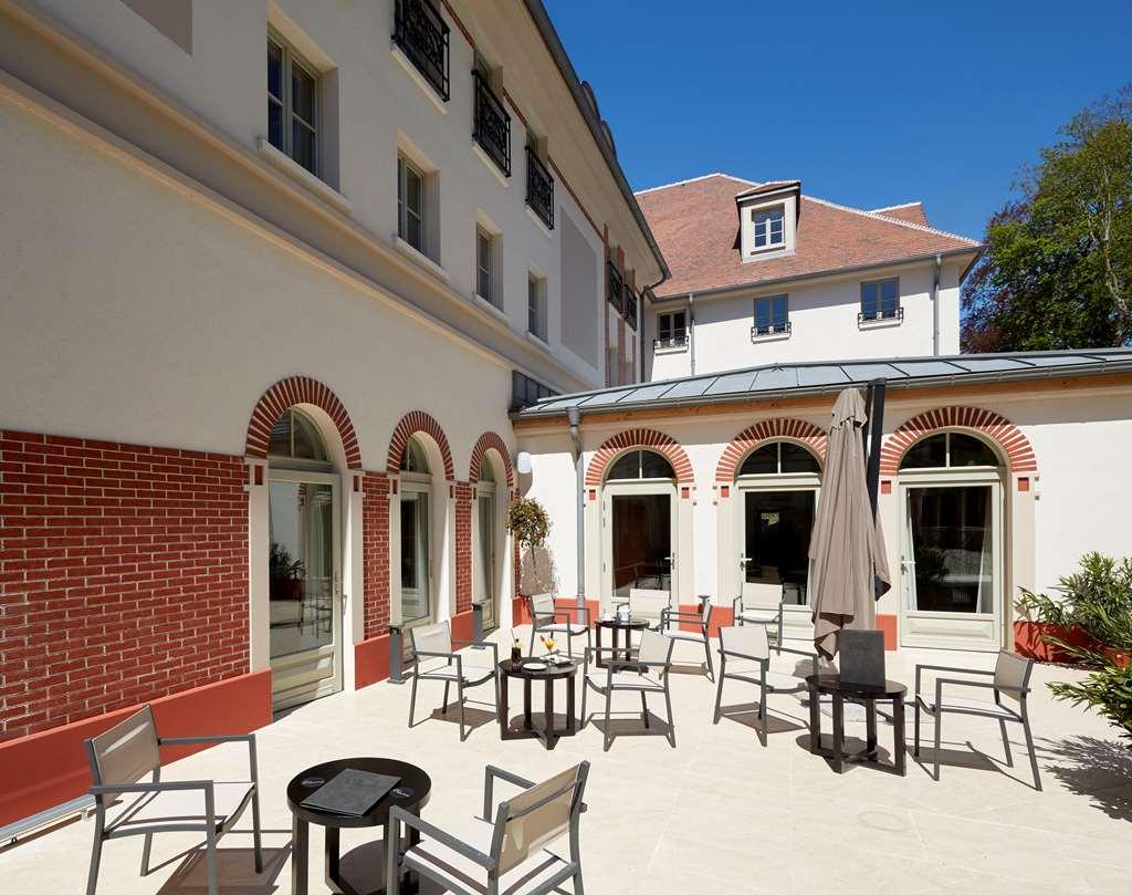 Mercure Maintenon Bagian luar foto